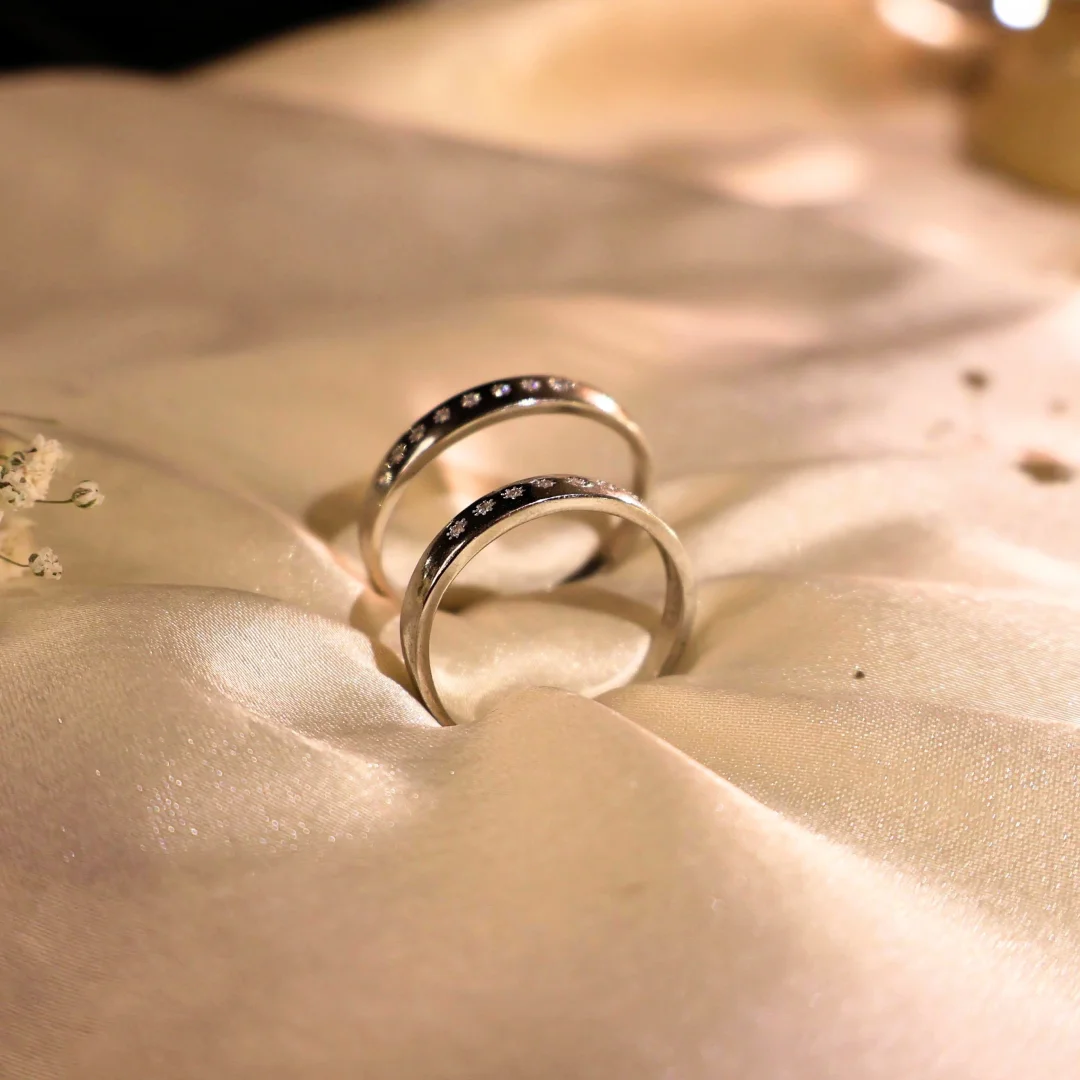 Amore Band Couple's Ring