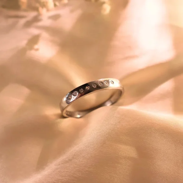 Amore Band Couple's Ring