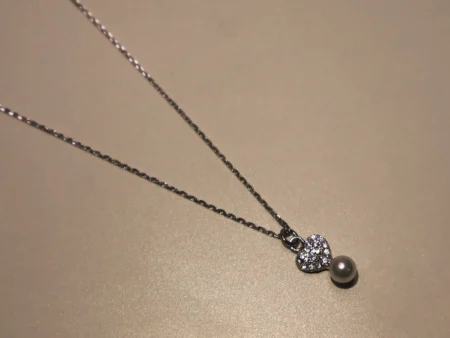 Hearty Pearl Pendant 925 Silver