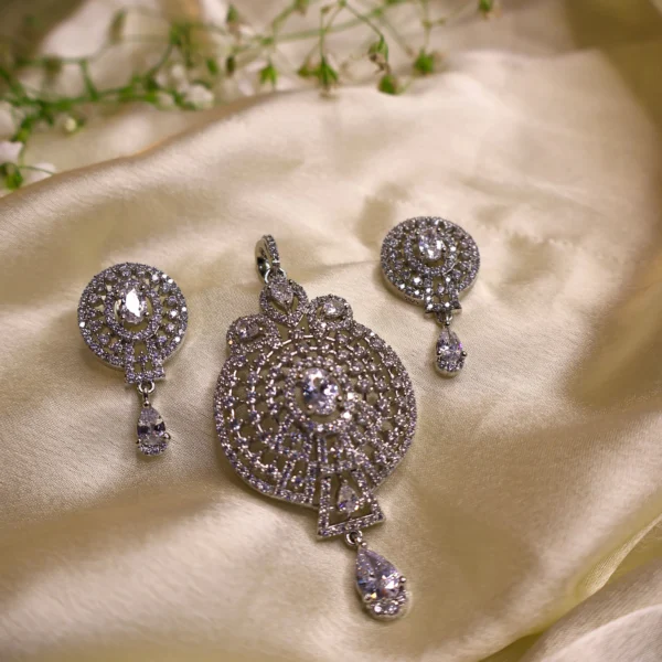 Moksha Necklace 925 Silver