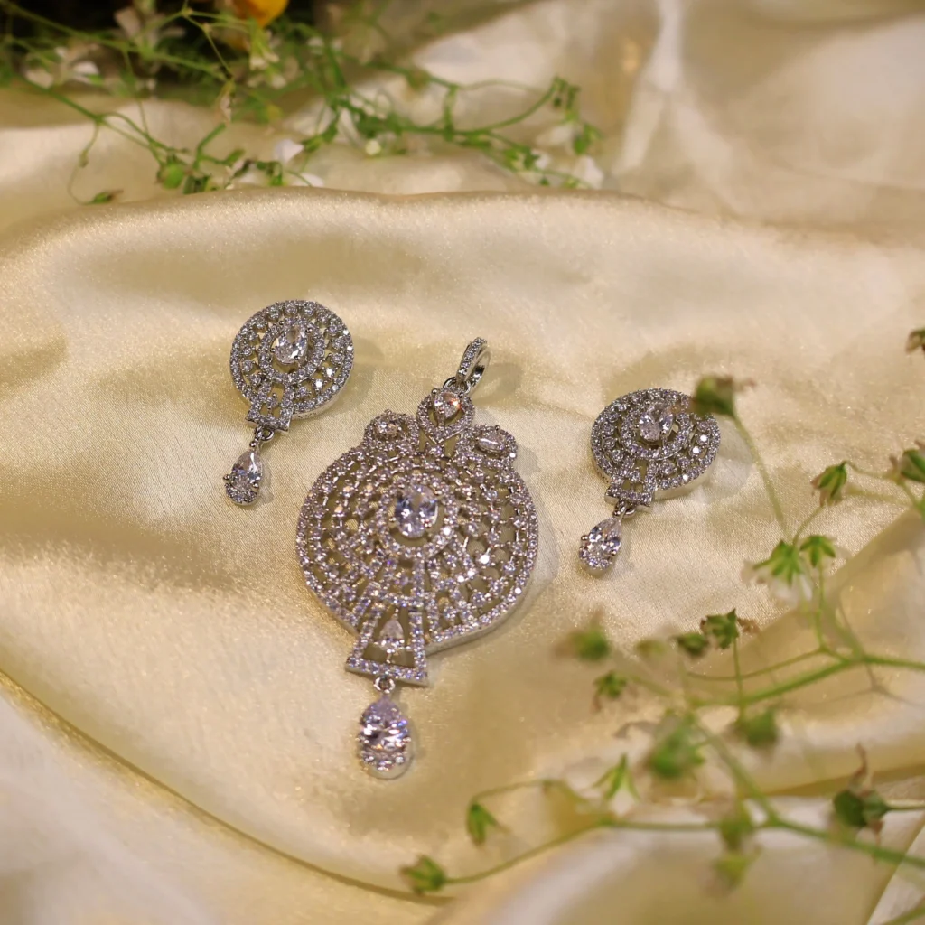 Moksha Necklace 925 Silver