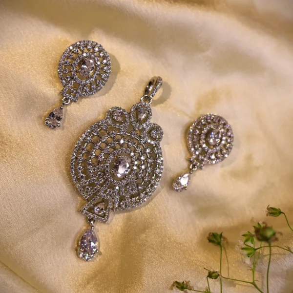 Moksha Necklace 925 Silver